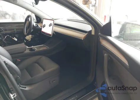 2023 Tesla Model Y Awd/Long Range Dual Motor All-Wheel Drive from USA, damaged, VIN 7SAYGDEE1PA165531